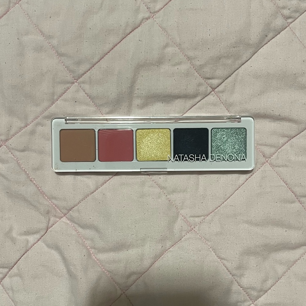 Natasha Denona eyeshadow palette